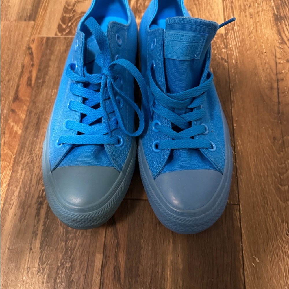 Women Blue Converse Sneakers